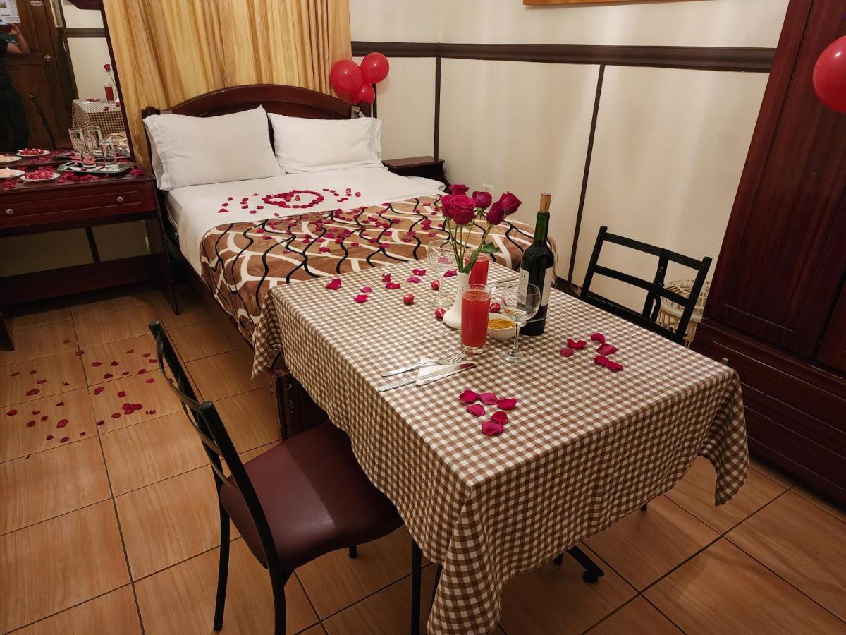 Hotel Casa Franciscana Кито Екстериор снимка