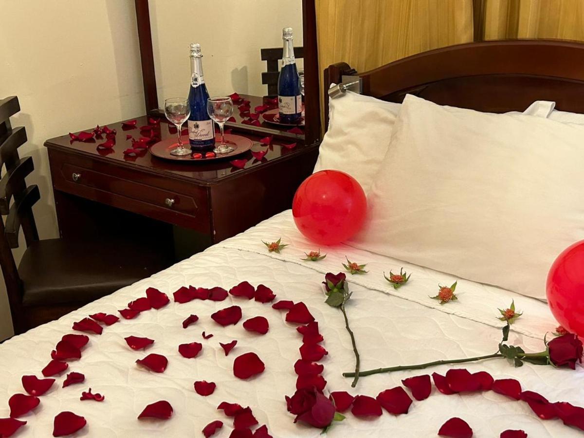 Hotel Casa Franciscana Кито Екстериор снимка