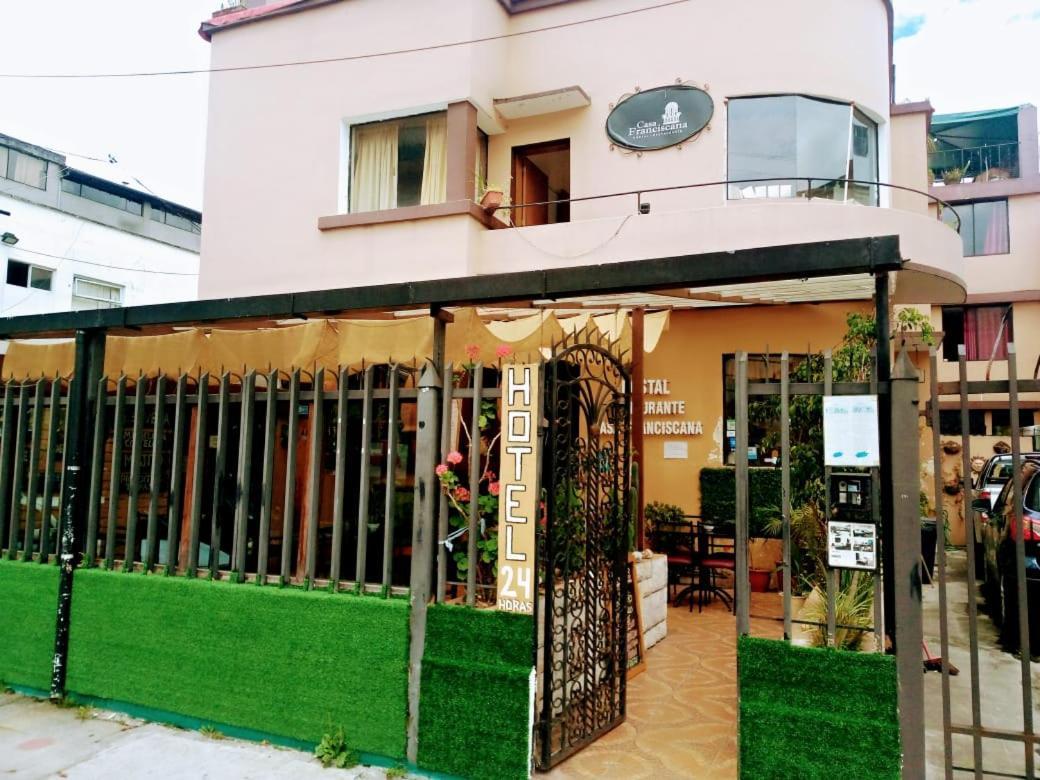 Hotel Casa Franciscana Кито Екстериор снимка