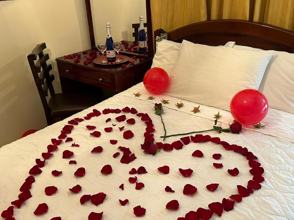 Hotel Casa Franciscana Кито Екстериор снимка