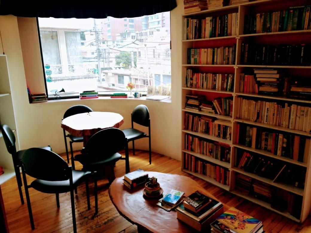 Hotel Casa Franciscana Кито Екстериор снимка