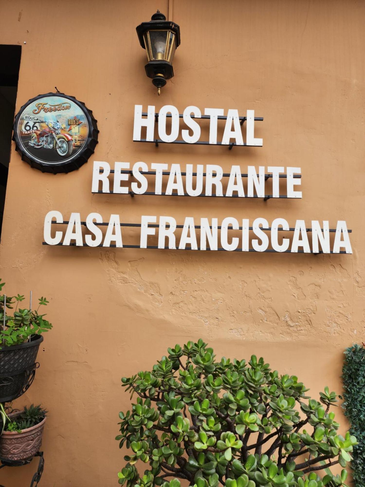 Hotel Casa Franciscana Кито Екстериор снимка