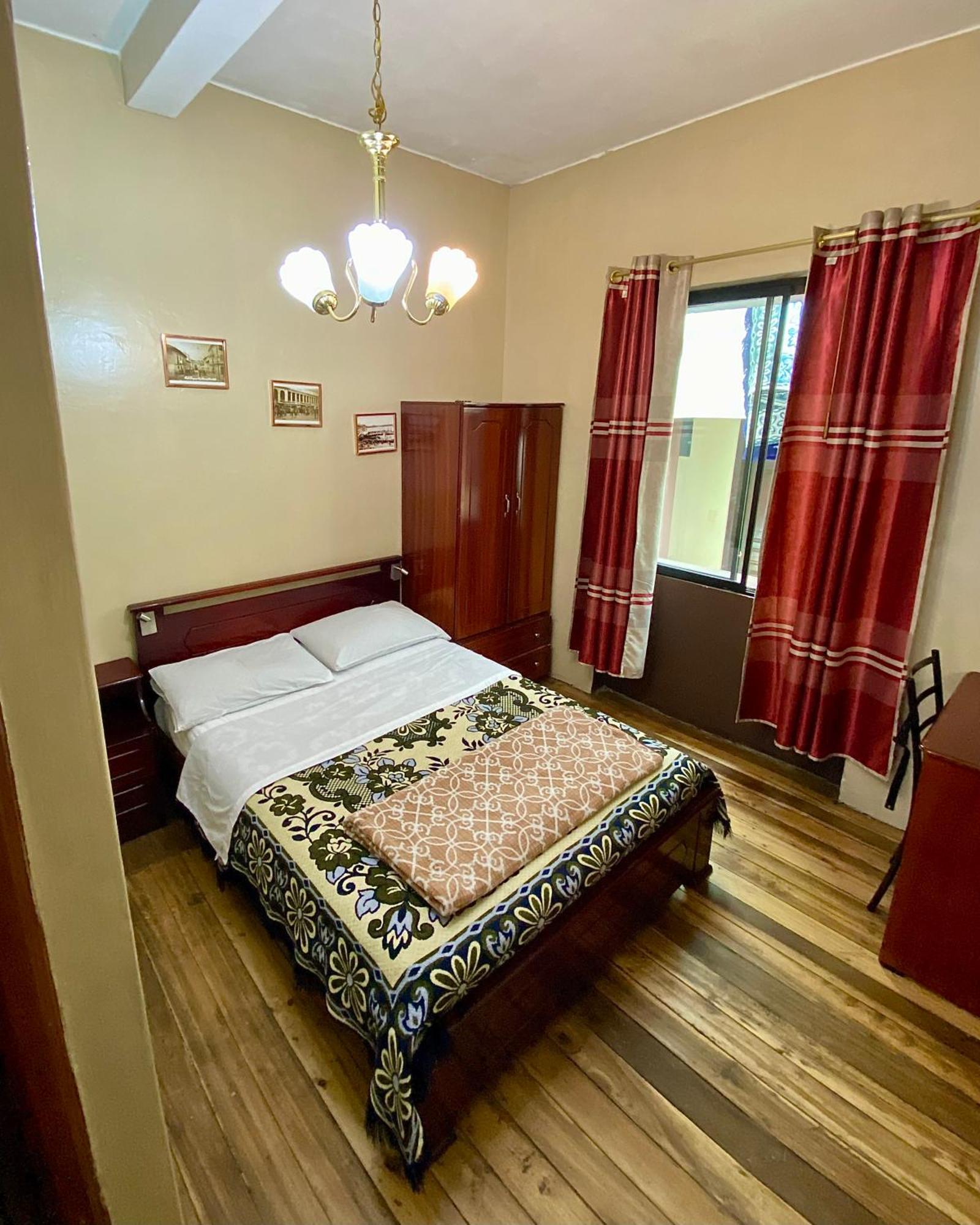 Hotel Casa Franciscana Кито Екстериор снимка